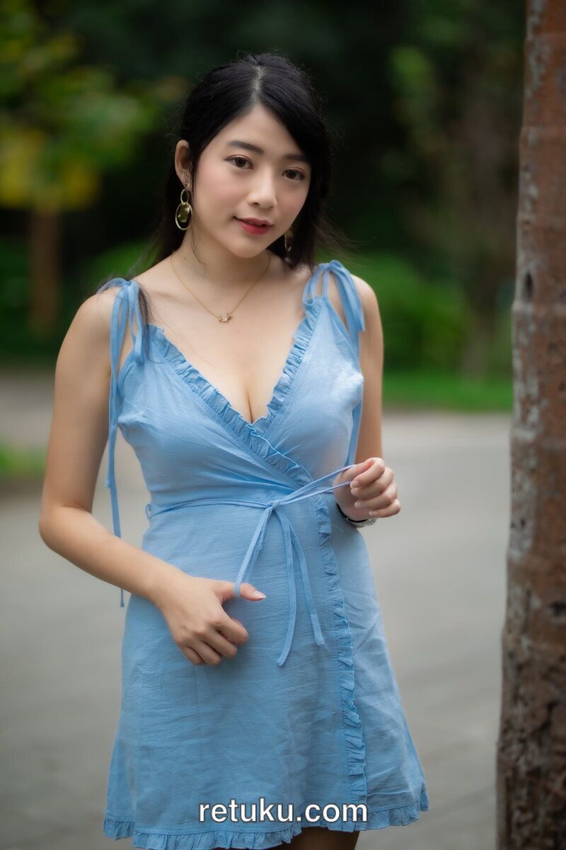 湘芹 吊带连衣裙高跟美腿 Xiangqin suspender dress wi