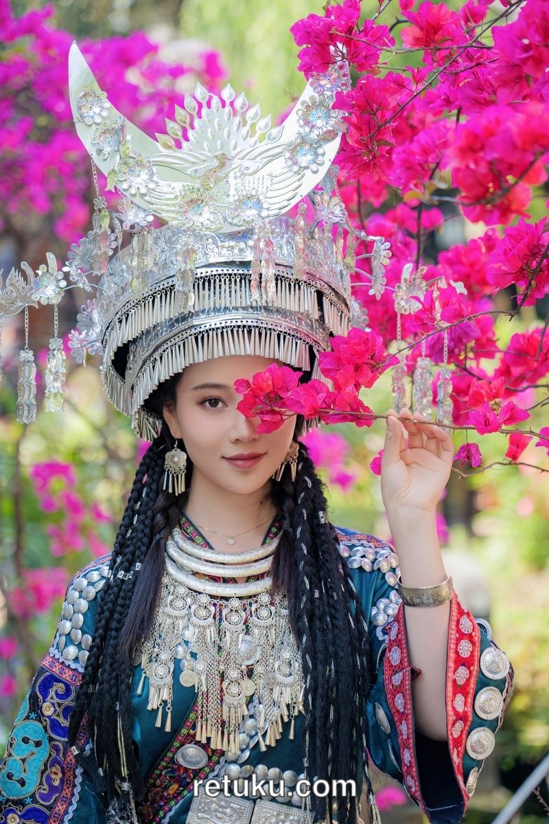 年年nnian  NO.027 苗疆少女[50P223M] Every year