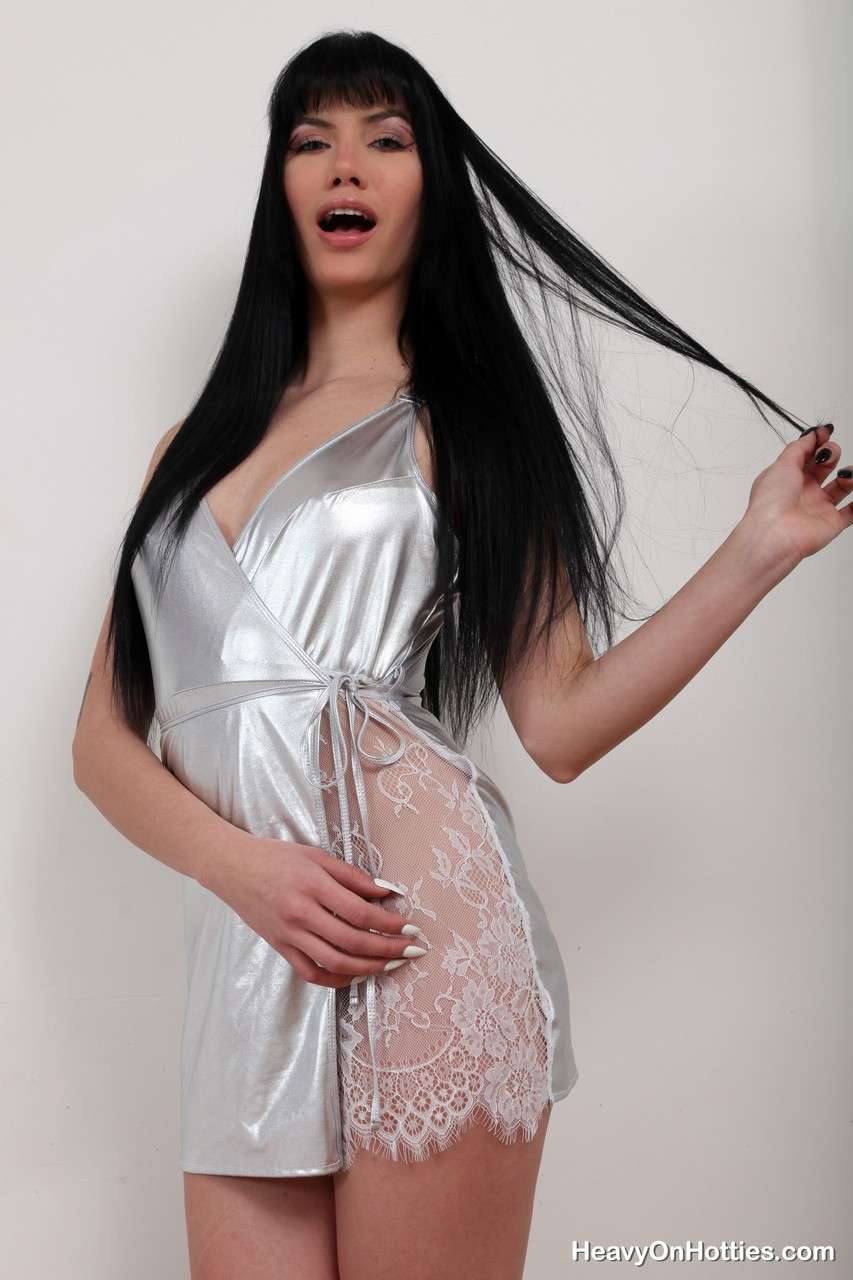 Dark haired amateur Yenifer C Dark haired amateur Yenifer C