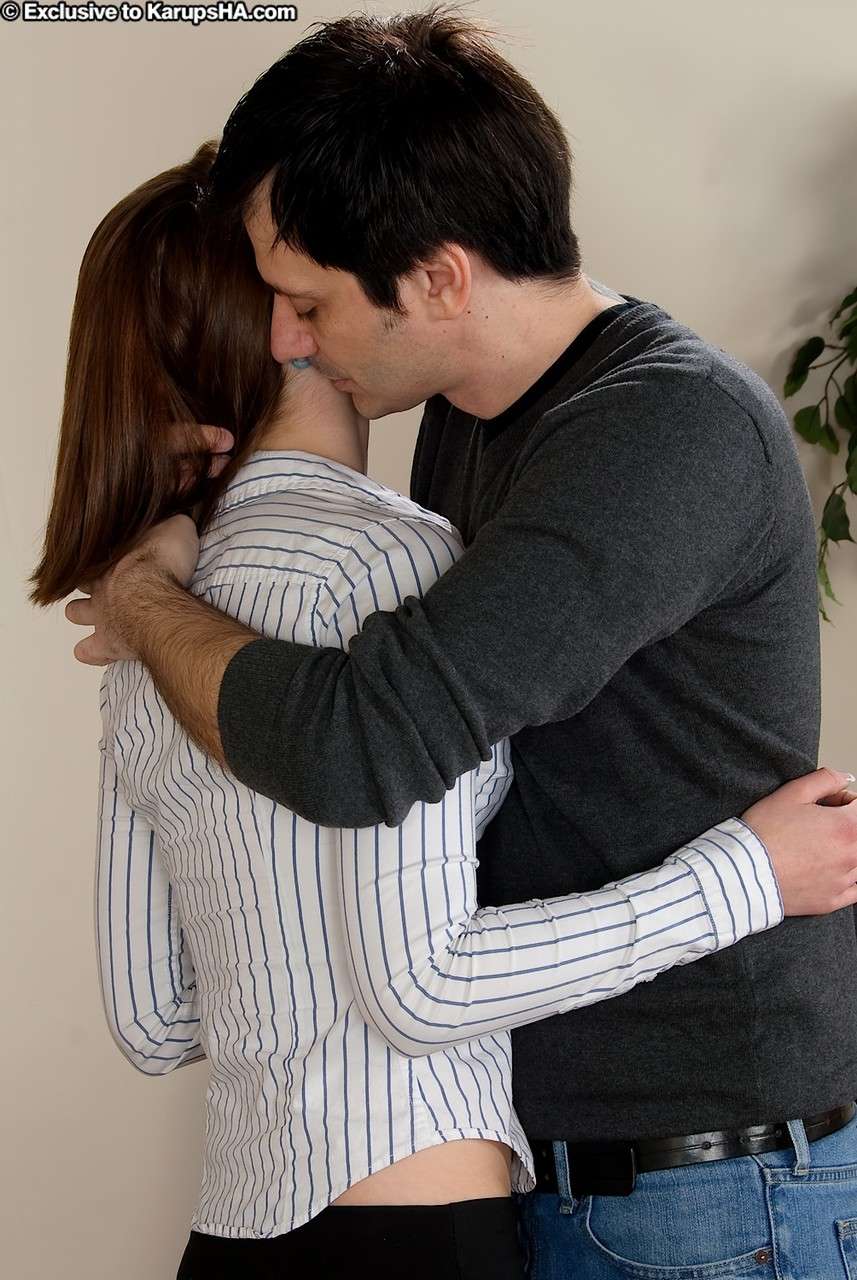 Sexy Brooke Van Buren blows h Sexy Brooke Van Buren blows h