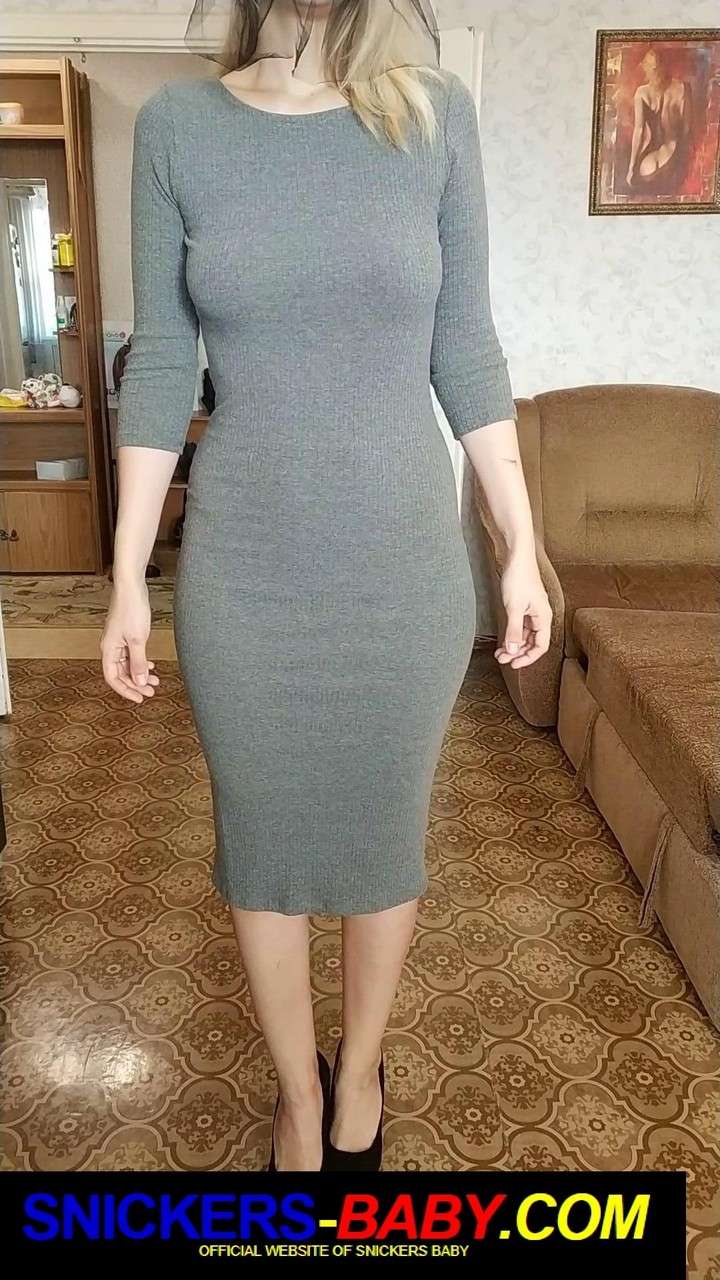 Blonde babe Snickers Baby sho... Blonde babe Snickers Baby sho...