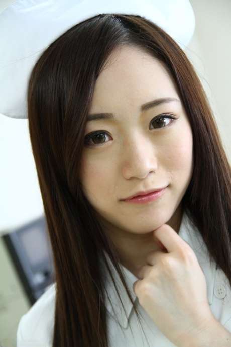 性感的亚洲少女被吃掉湿漉漉的阴部，处女屁眼被狠狠操弄 Sexy Asian girl is eaten with wet vagina, virgin asshole is fucked hard