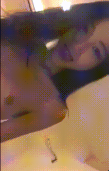 啊，太快了，不行，真的不行，啊，又来了（动图） Ah, it&rsquo;s too fast, no, it really can&rsquo;t, ah, here it comes again (animated picture)