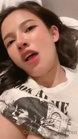 钟爱无套中出的巨乳妹（动图） Busty girl who loves creampie without condom (animation)