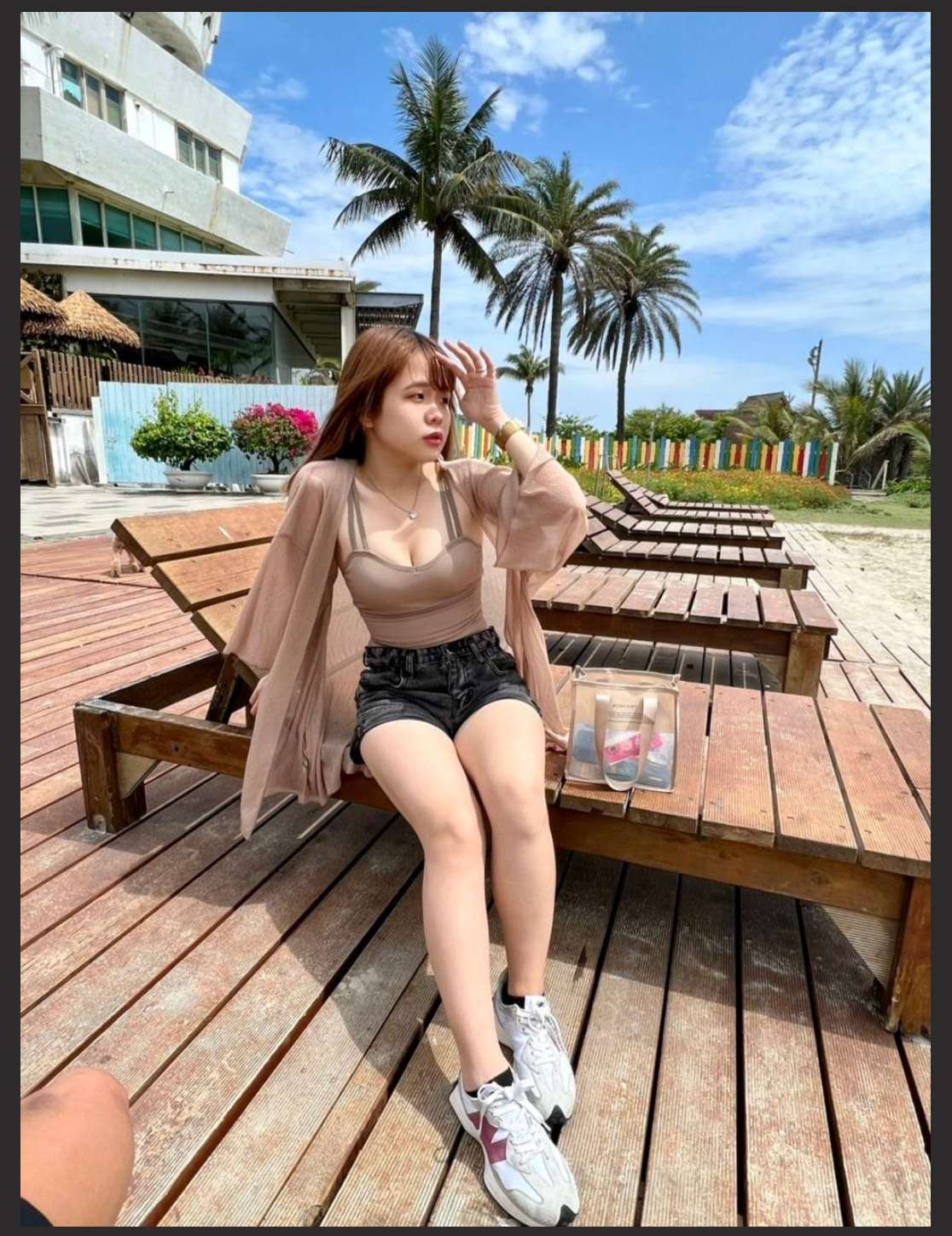 旅游学院 爱吃鸡的小骚货 Institute for Tourism Studies, little slut who loves to eat chicken