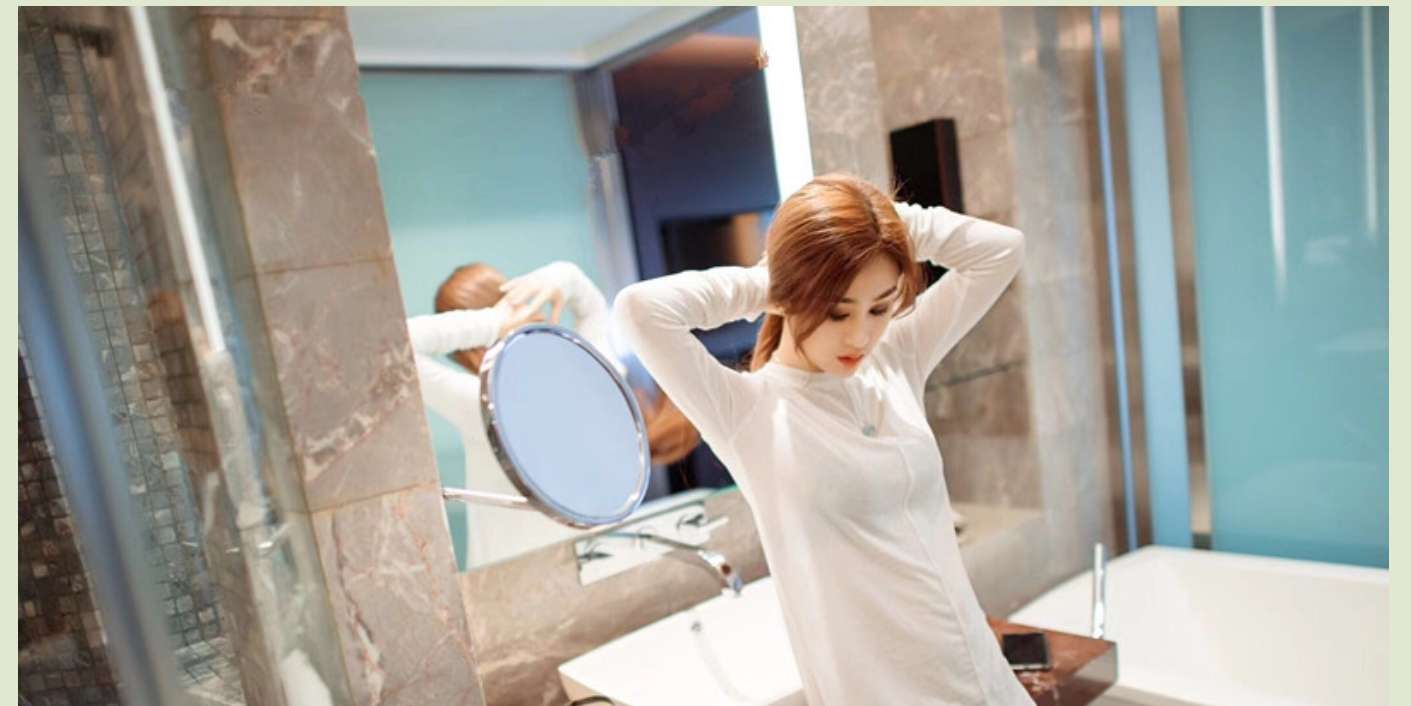 壮硕男遇上极品旗袍气质黑长直狂干三场 A burly man meets a topnotch cheongsam guy with long, straight black hair and has sex three times