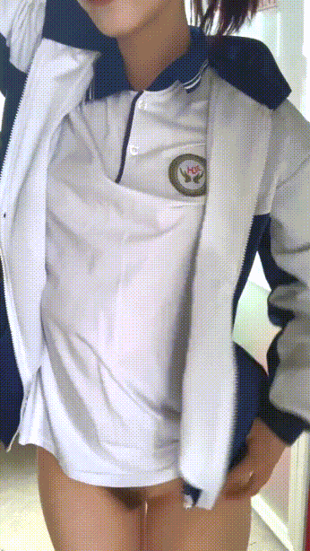 乖乖女，青春少女 主动脱掉裤子撅起屁股求后入