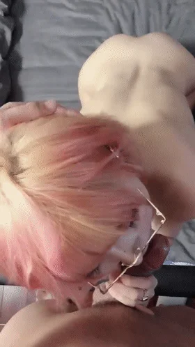 电台主持人私下背着男友约啪厅级领导儿子 The radio host privately chatted with a son of a departmentlevel leader with her boyfriend on her back