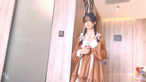 花季少女的淫乱治疗 无良医生诱骗小萝莉内射，如玉的身材嗲声嗲气的淫叫 The t