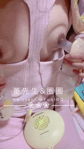 极品人妻，完美身材，非常反差 A topnotch wife, perfect