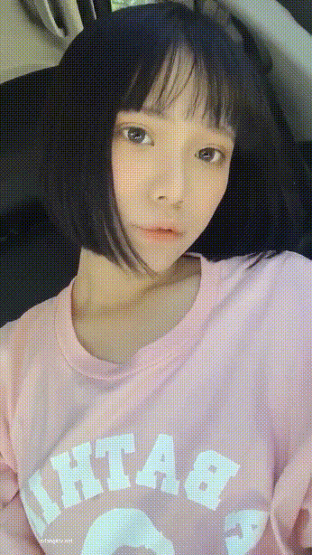 清纯小妹妹大鸡巴下变成淫荡的骚母狗 Pure little sister tur