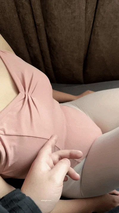 性欲极强痴迷指奸 被炮友双指齐插狂揉阴蒂 淫汁喷溅当场失禁 Very sexua