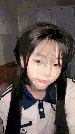 顶级校花来了！美到炸，清纯校园风小姐姐 The top school beaut