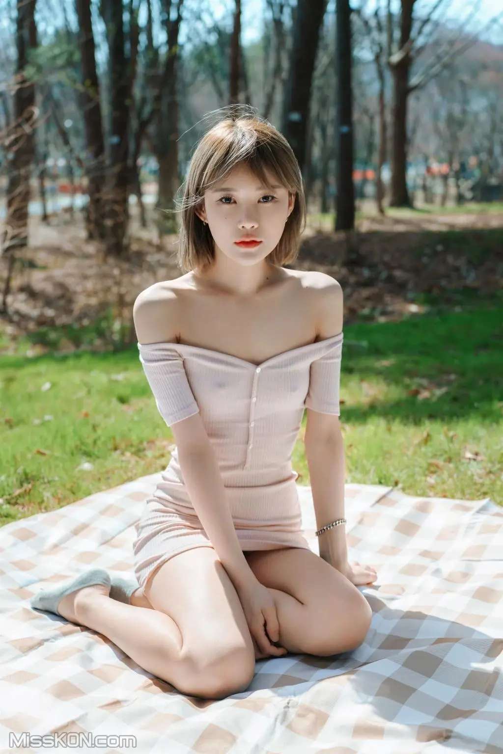 AG.408： Nyahaahi AG.408： Nyahaahi