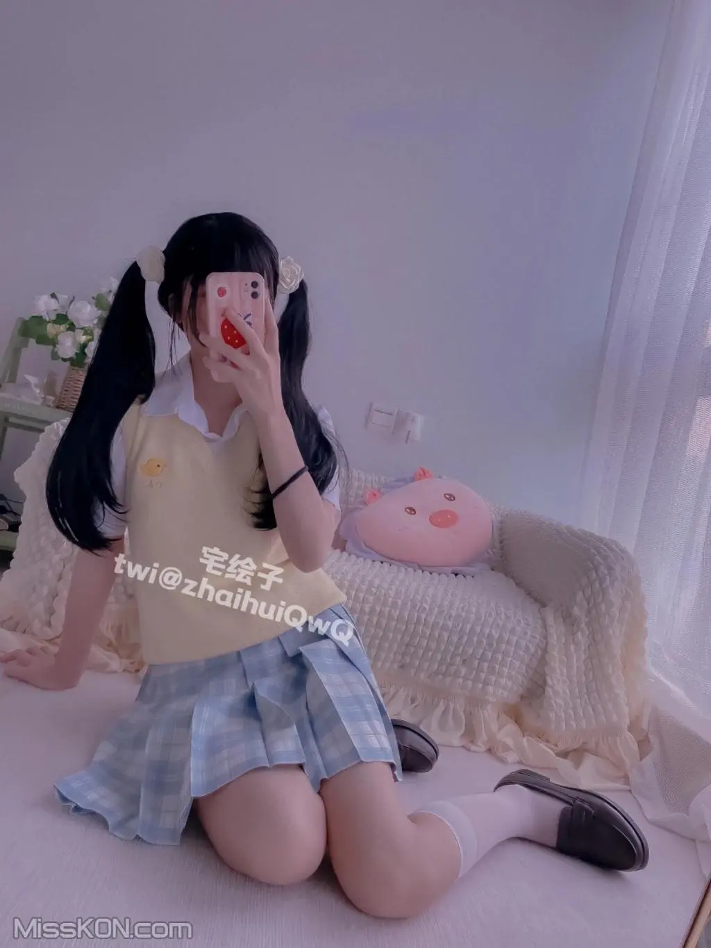 Coser@二阶堂： 学妹 Coser@Nikaido： School girl