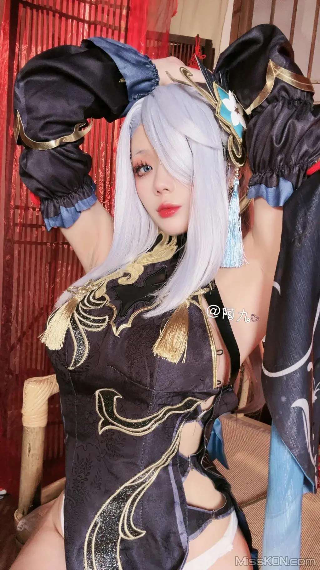 Coser@九言： 申鹤海灯节 Coser@九言： Shenhe Hailantern Festival