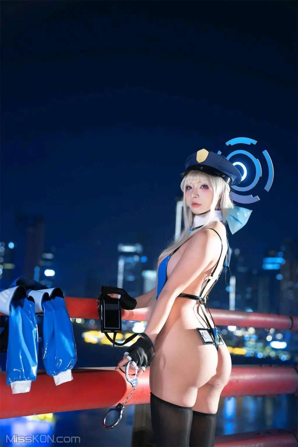 Coser@yuuhui玉汇： 蔚蓝档案飞鸟马时 Coser@yuuhuiyuhui： azure file flying bird horse time