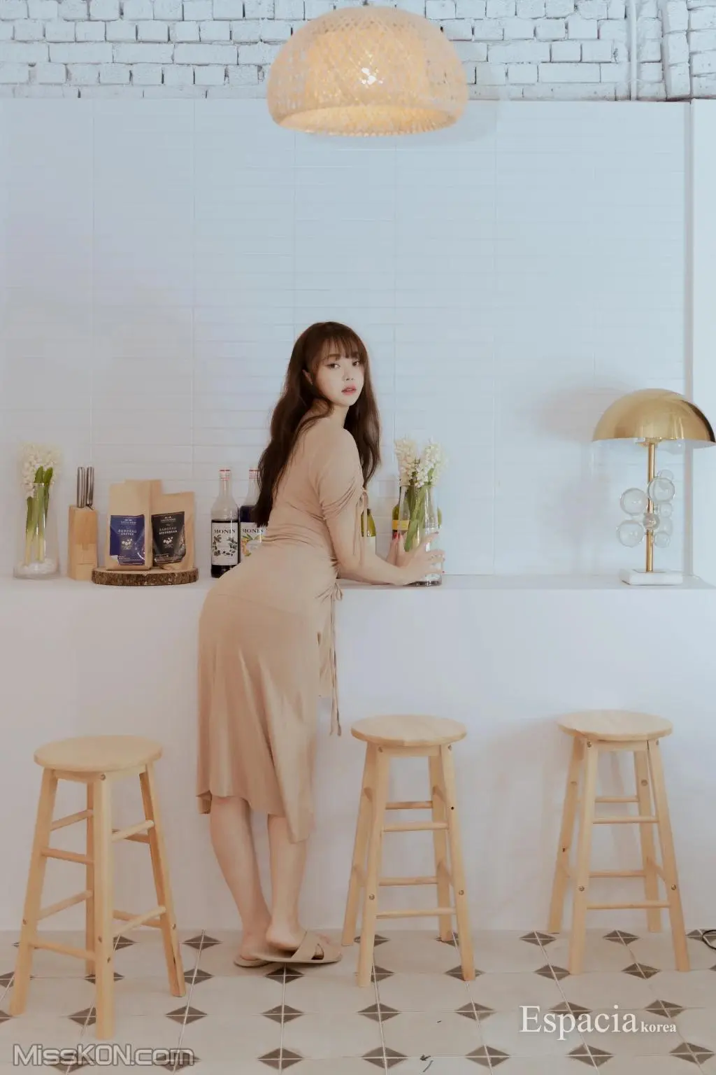 EHC#131： Inah (이나) EHC#131： Inah (이나)