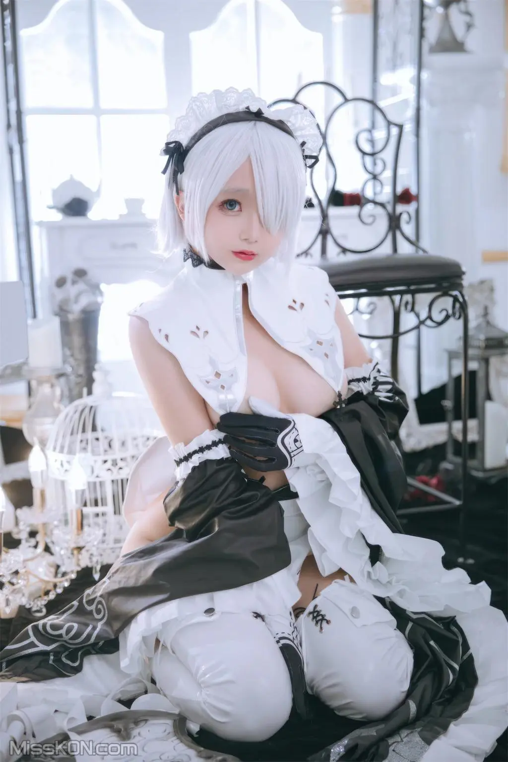 Coser@日奈娇： 2B奶盖女仆 Coser@日Naijiao： 2B breastcovered maid