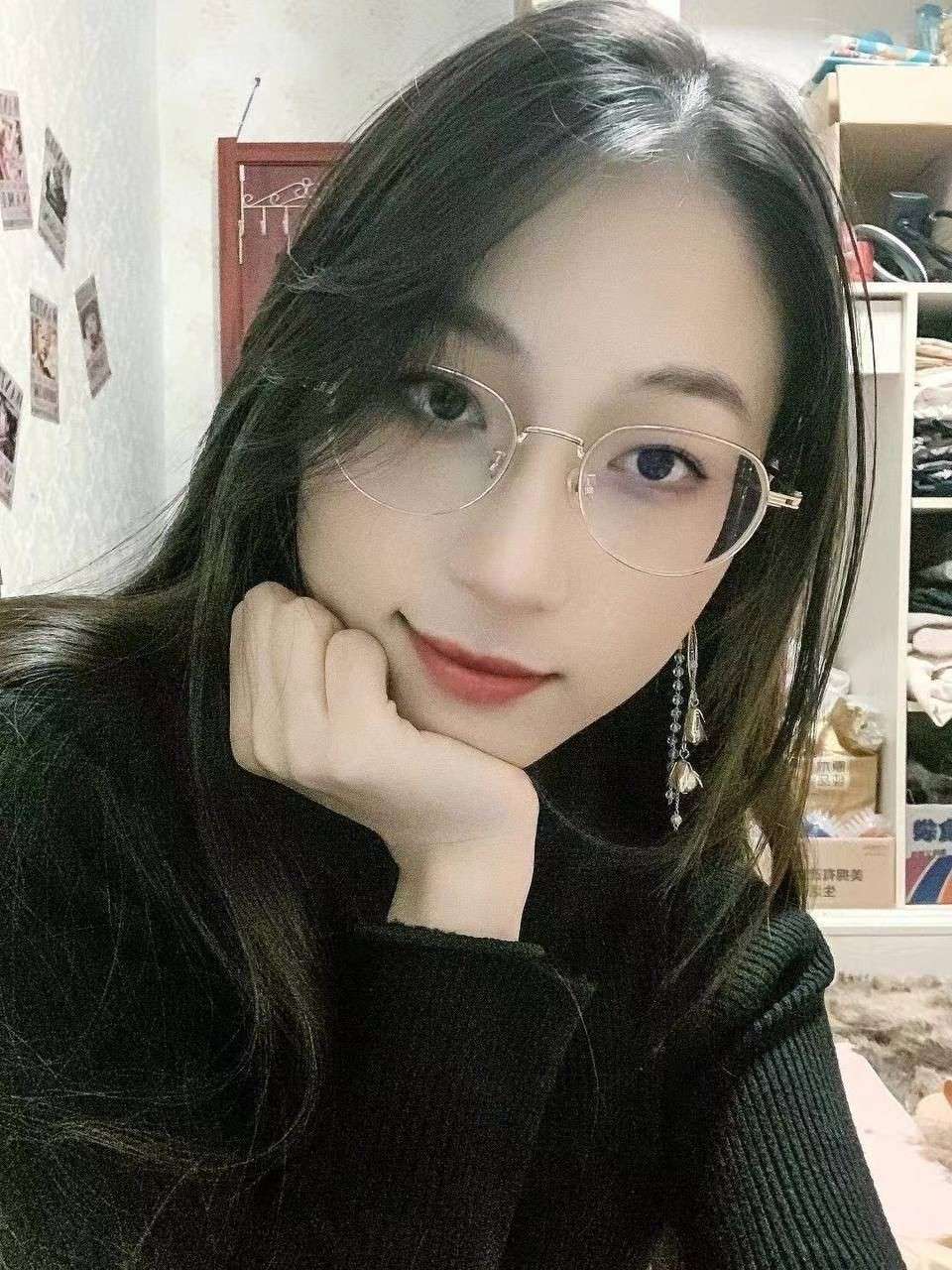 露脸反差之御姐气质老师们（1） Teachers with contrasting faces and temperaments (1)