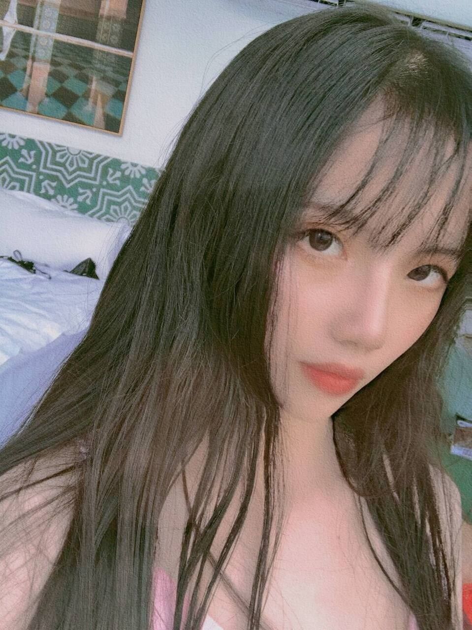 女友发骚live秀 Girlfriend's sexy live show