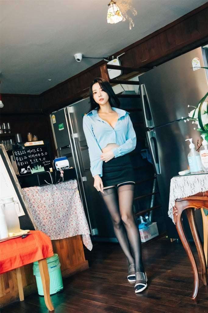 【Loozy】Yeonyu《First play》 【Loozy】Yeonyu《First play》