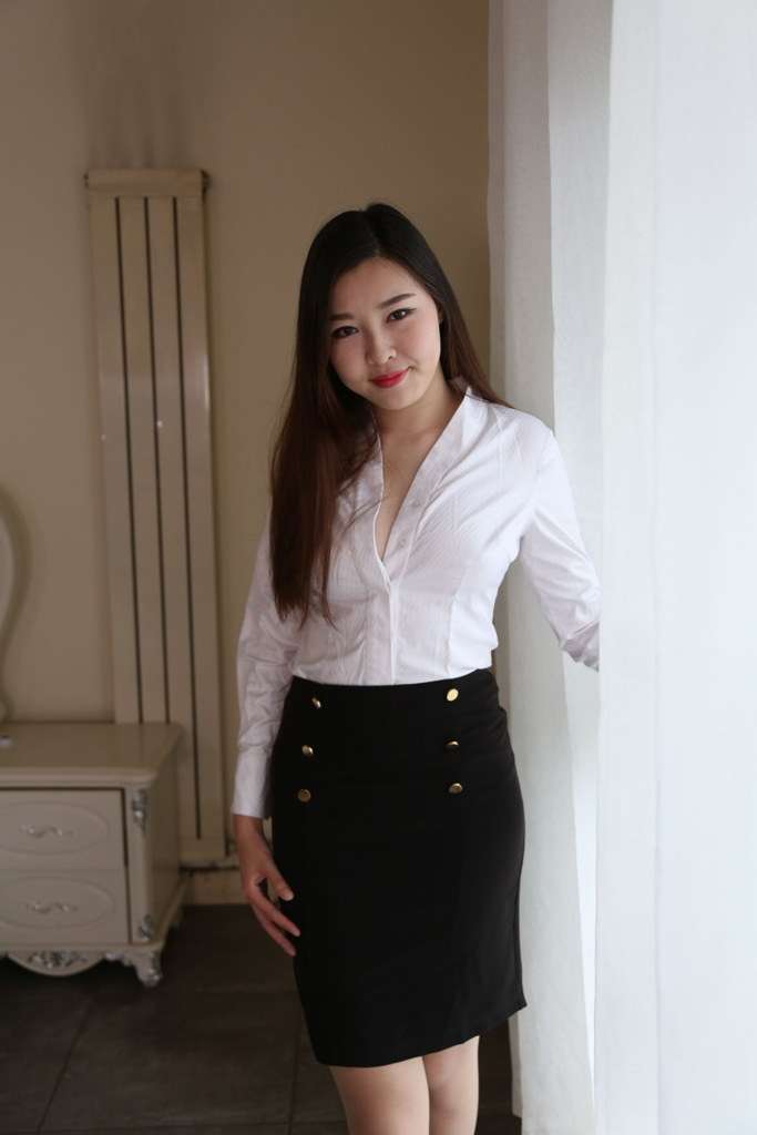 【国模套图】国模海伦大尺度人体私拍套图1 [National Model Set Figure] National Model Helen Large scale Human Body Private Shooting Figure 1