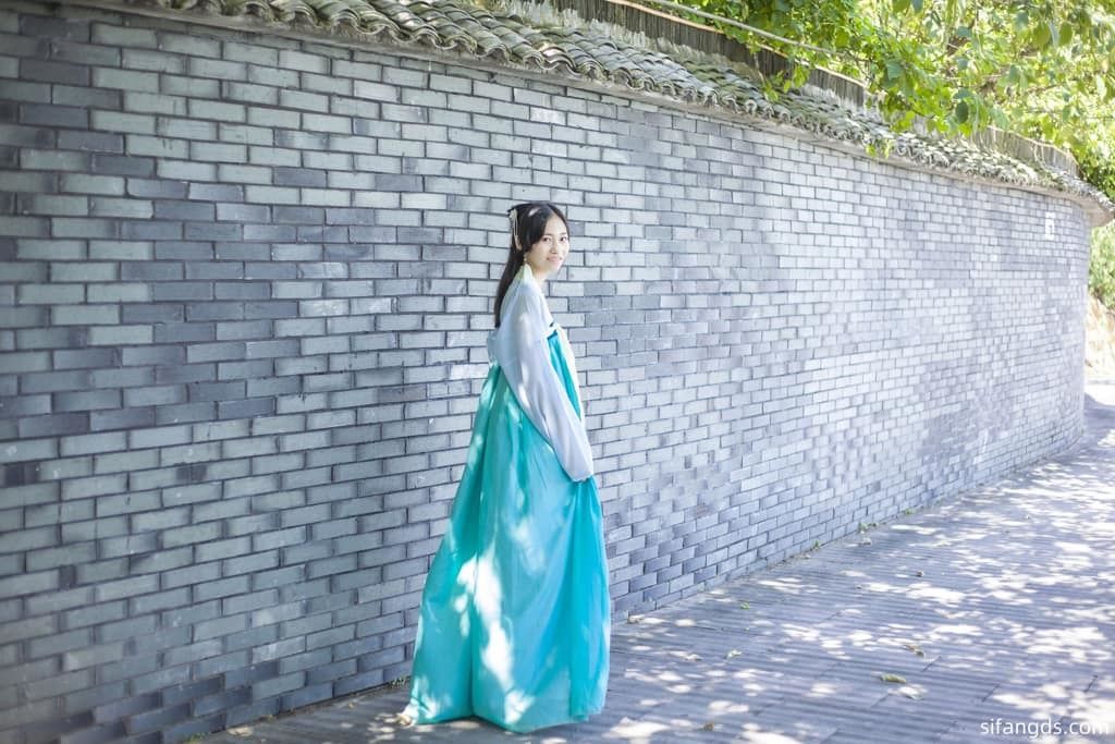 【国模套图】摄影师流出素人私房照：闺蜜组团丽江旅游 [National Mode