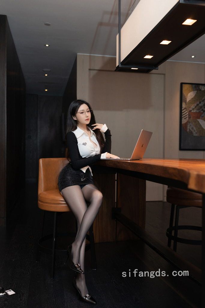 【私购流出】鱼子酱Fish《丢失的学生证》 [Private Purchase