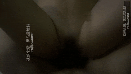 32岁良家人妻，到她家中啪啪，雪白的大屁股，粉红的奶头，操起来太爽了！