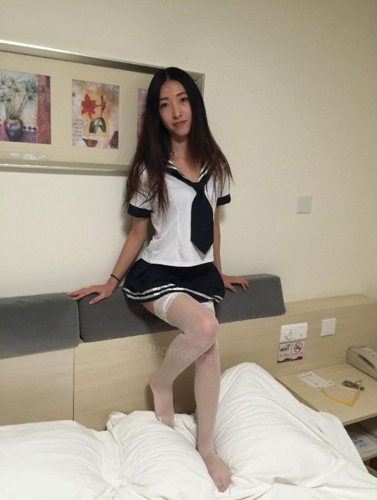 【国模套图】国模倩倩（辰辰）大尺度性爱人体私拍套图