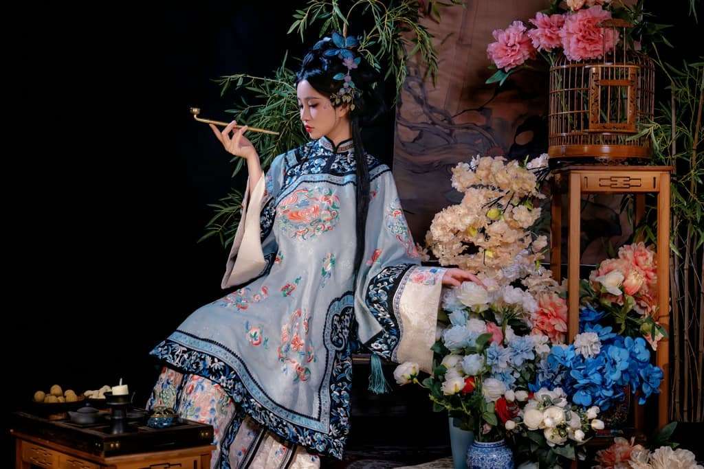 【国模套图】年年《丝兰陵》 [National Model Set Picture] "Yucca Mausoleum" every year