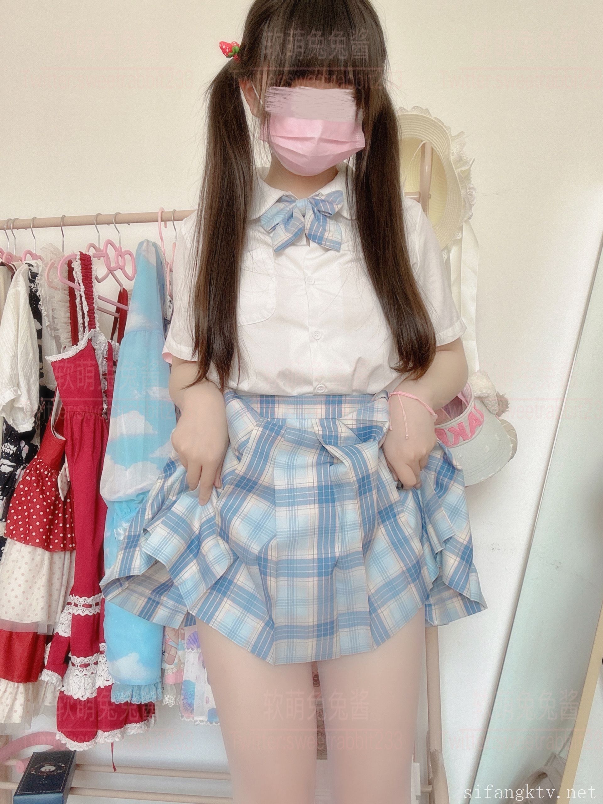 软萌兔兔酱  JK少女