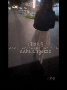专挑女大学生，用钱和感情抓住女大的心。19岁四川妹妹，皮肤好 Specializ