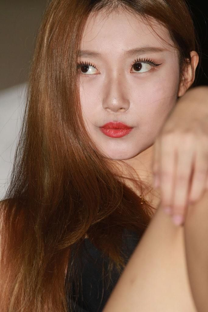 【国模套图】国模林东门大尺度人体私拍套图