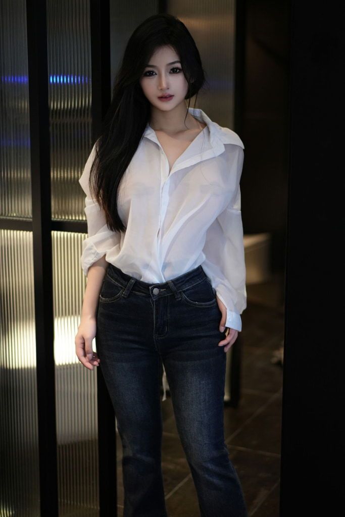 【私购流出】谭小灵《私购流出》（07645） [Private Purchase