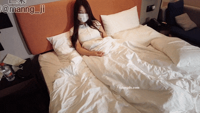 给老婆随机挑选外卖员，陌生人真的太刺激了，老婆叫声楼下都能听到 Randomly