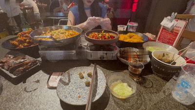 秉承只操网红的精神，都是极品女神反差婊 Adhering to the spir