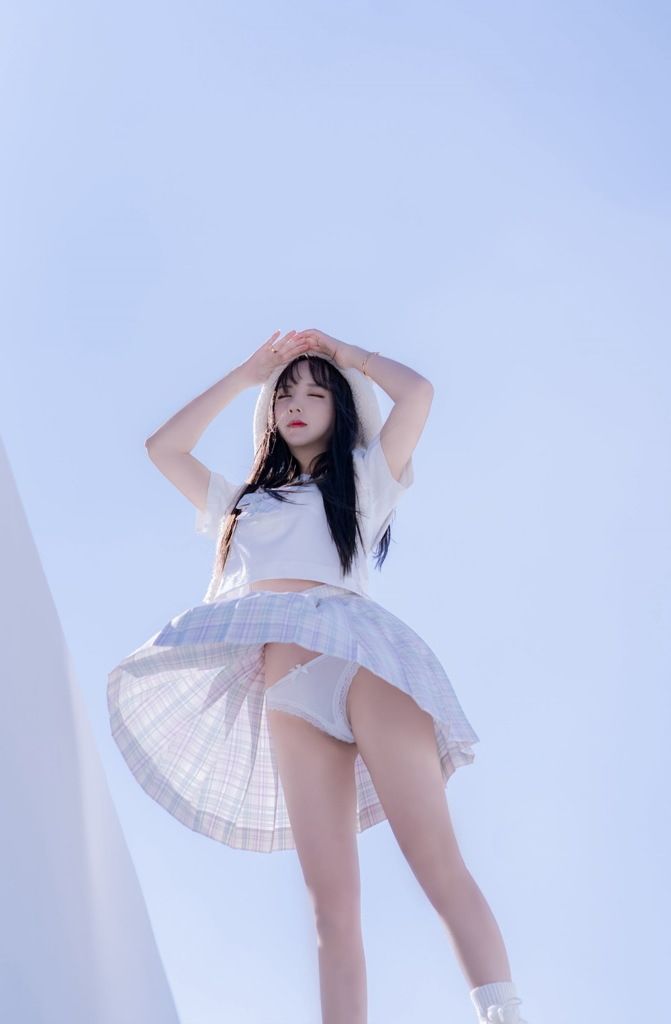 过期米线线喵《JK萌妹》 Expired rice noodle meow "J