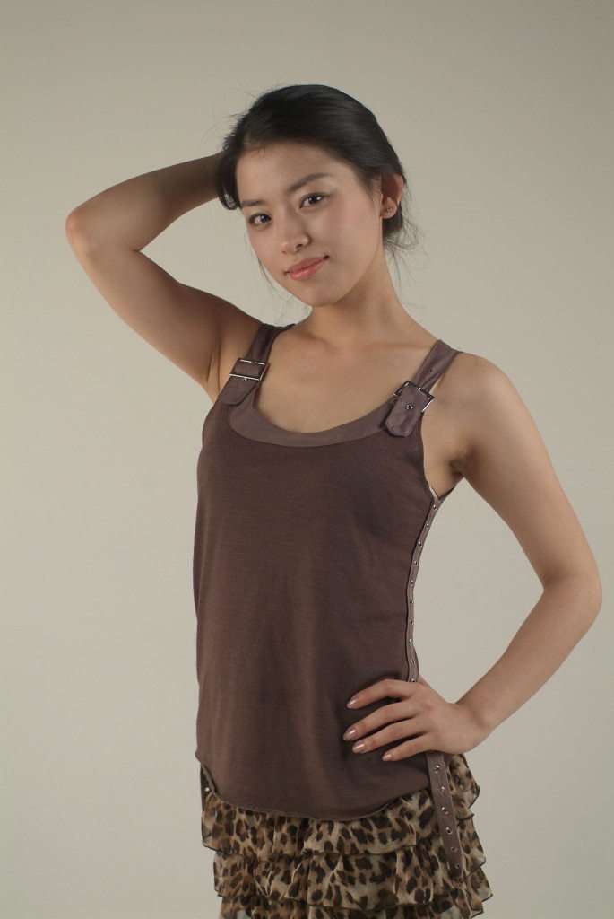 【韩模套图】韩模 효민 大尺度人体私拍套图 [Korean model set] Korean model 효민 largescale human body private photo set