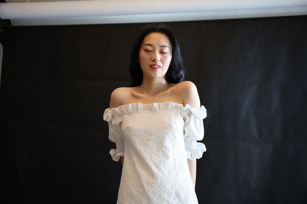 【国模套图】国模曼冰大尺度人体私拍套图1 【National Model Set