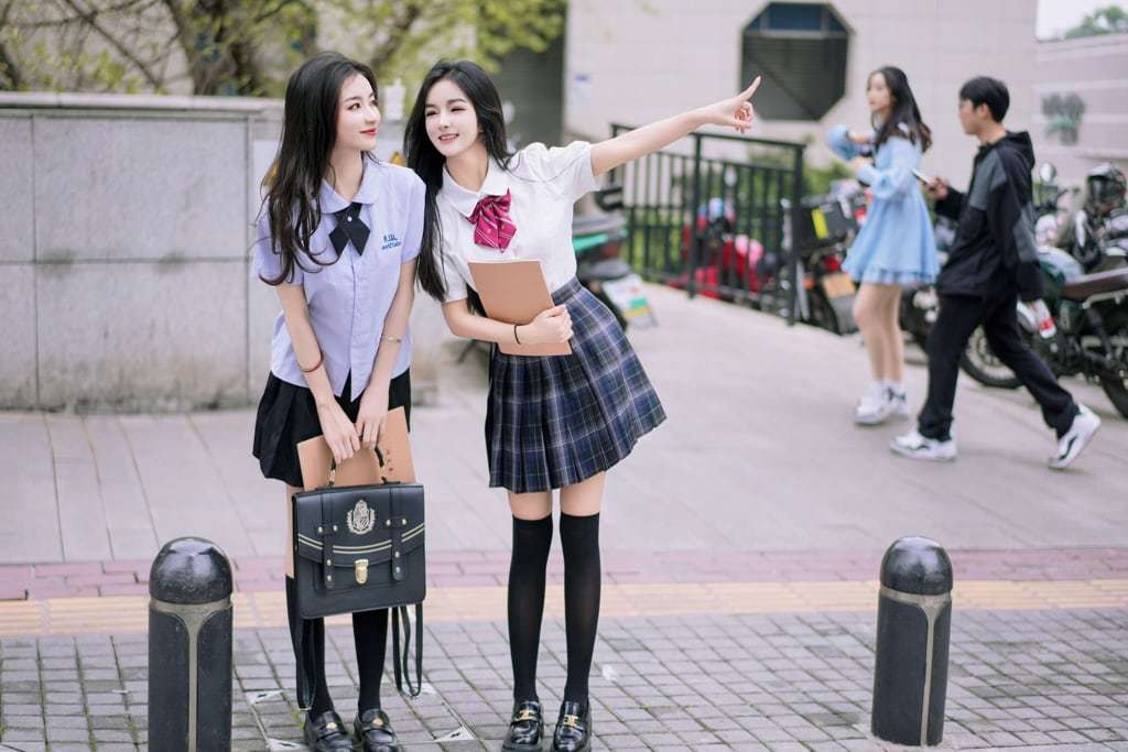 鱼子酱x谭小灵《双人JK》 Caviar x Tan Xiaoling "Double JK"