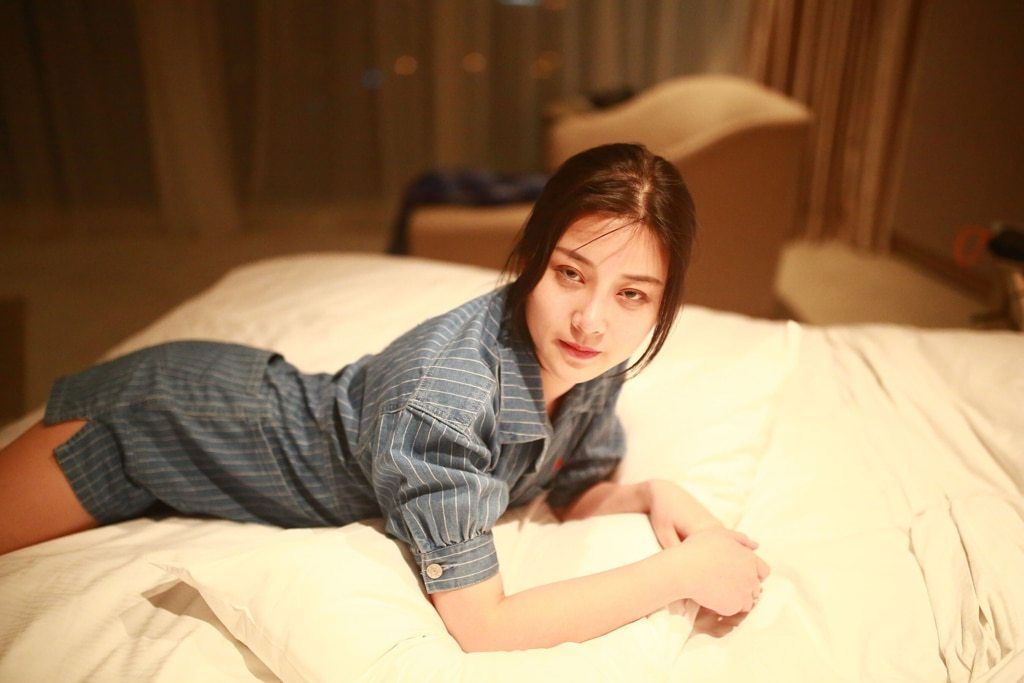 【国模套图】国模明珠大尺度人体私拍套图1 【National Model Set