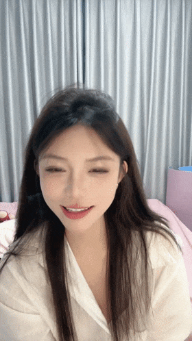 艺术学院校花，颜值逆天 又是谁的初恋，三点全露的小仙女 School beaut