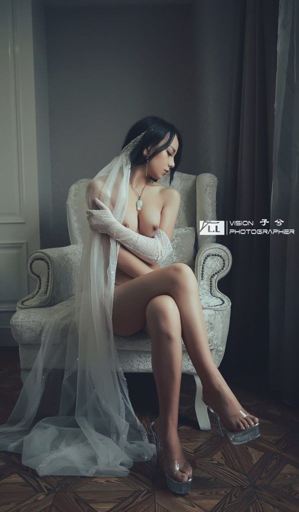 【国模套图】摄影师 L.LVISION（良子）作品集1