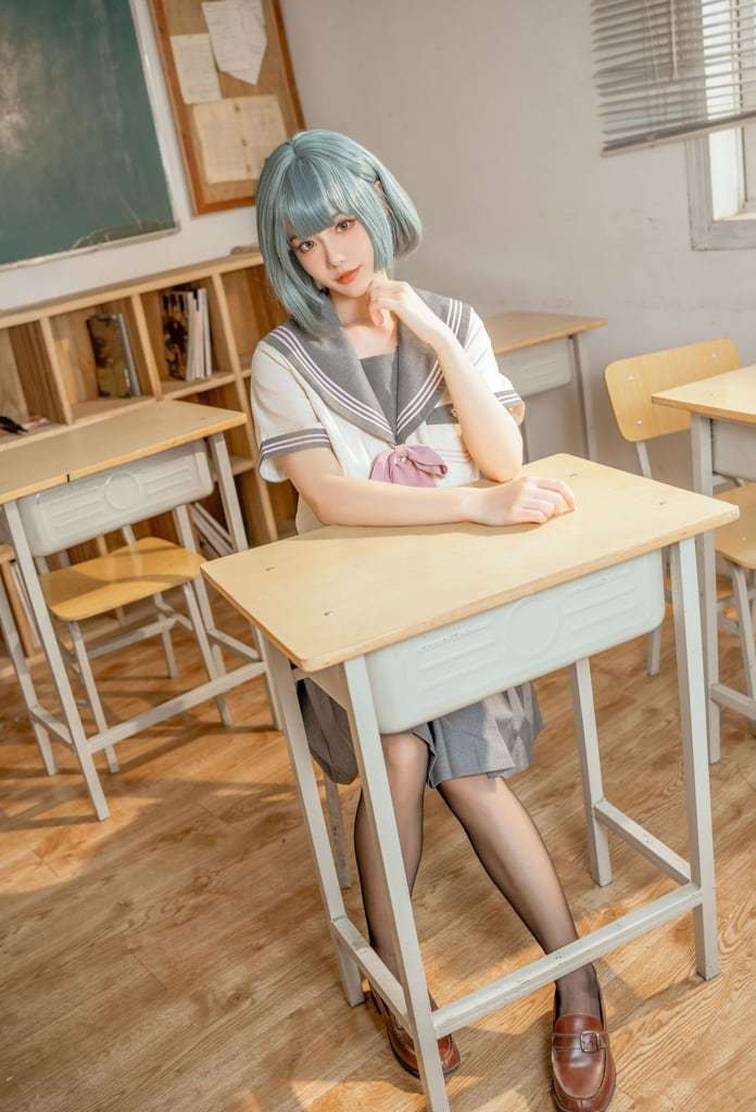 桃良阿宅《不良JK》 Tao Liang's house "Bad JK"