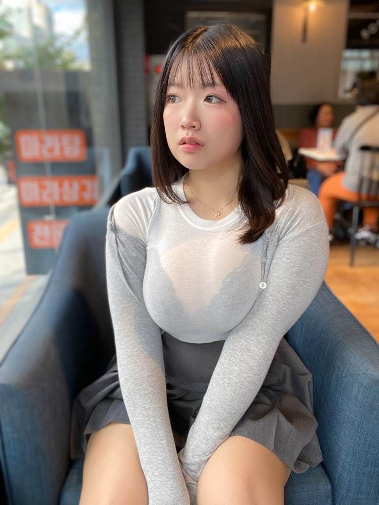 ゆとりだより  [Fantia] 订阅合集  カフェで透け透け服 ゆとだより