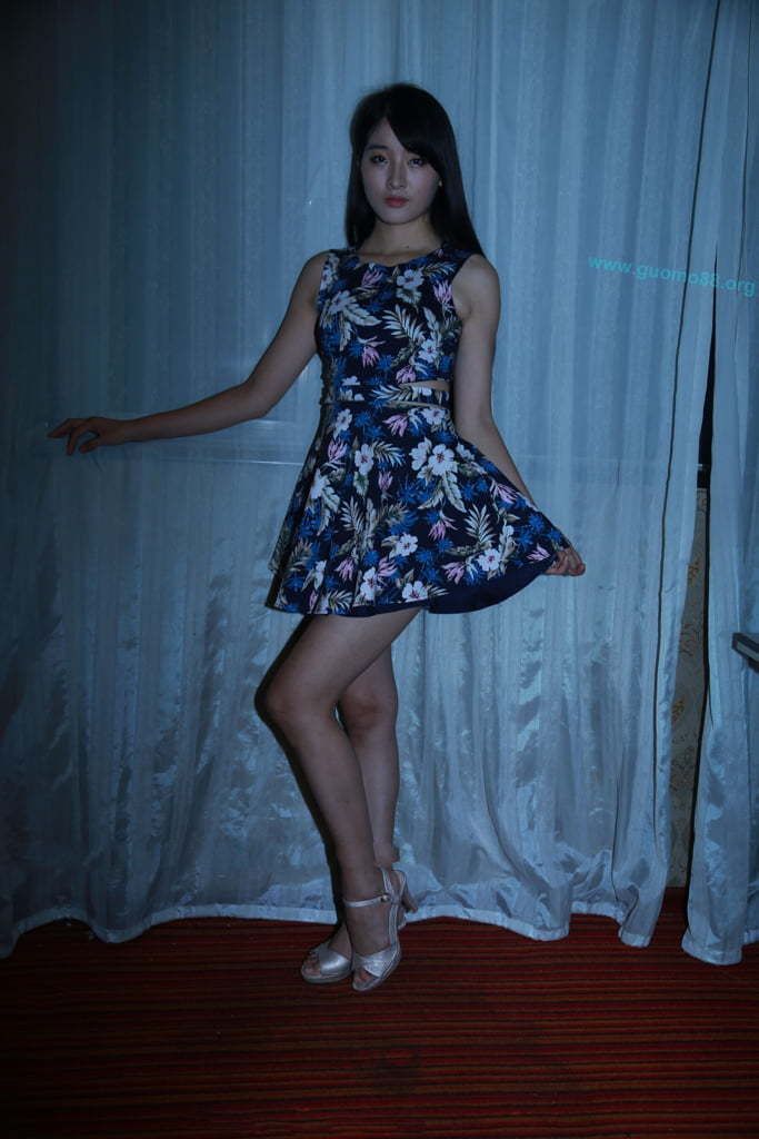 【国模套图】国模空白Ivy 大尺度人体私拍套图 [Chinese model s