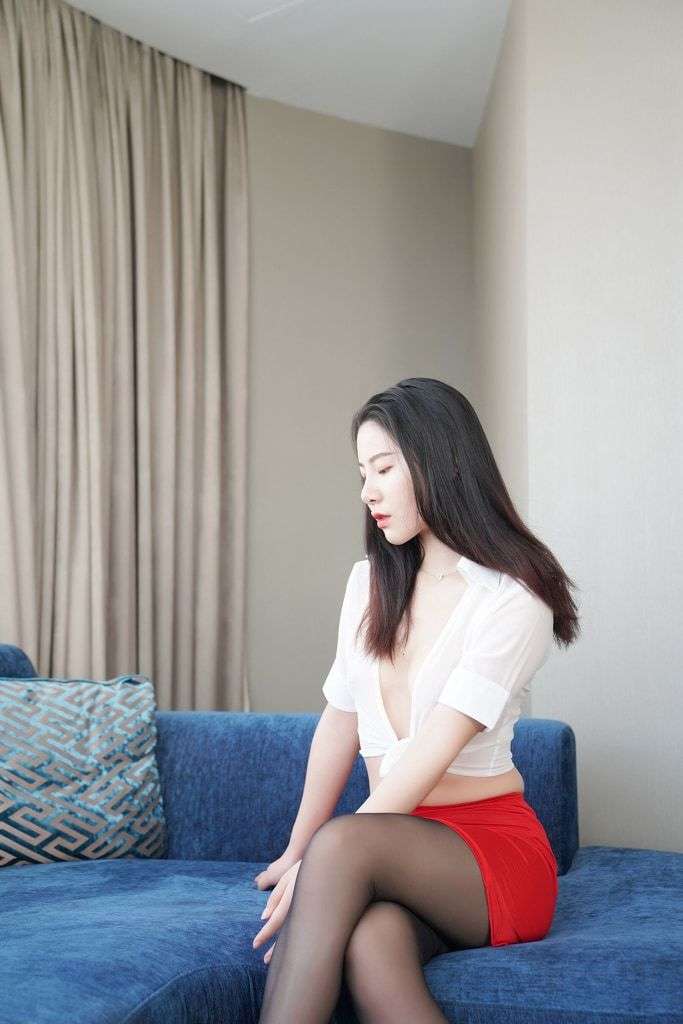 【国模套图】国模小珂大尺度性爱人体私拍套图2 [National Model Case] ​​National Model Xiao Ke Large scale Sexual Human Private Photo Figure 2