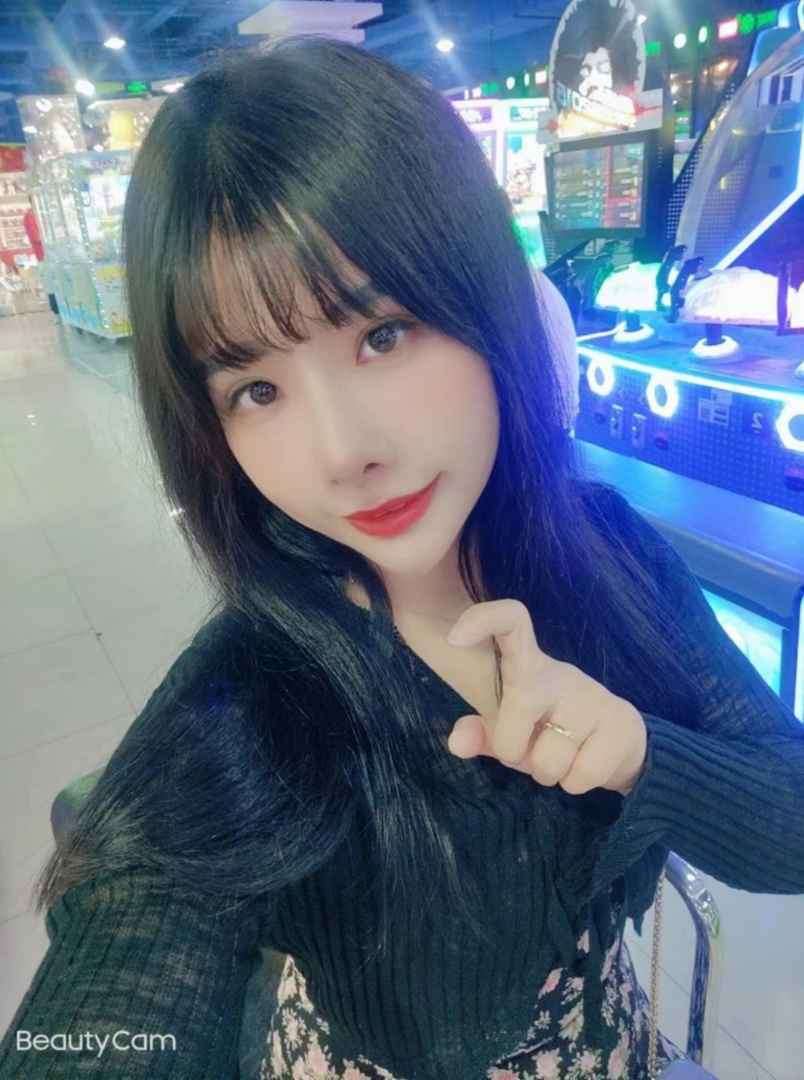 最新8月精品流出！莞式服务高手福州御姐 星星 露脸性爱自拍，名不 The latest August boutique leaks！ Wan style service expert Fuzhou Yujie Xingxing shows her face and takes a sex selfie, her name is unknown